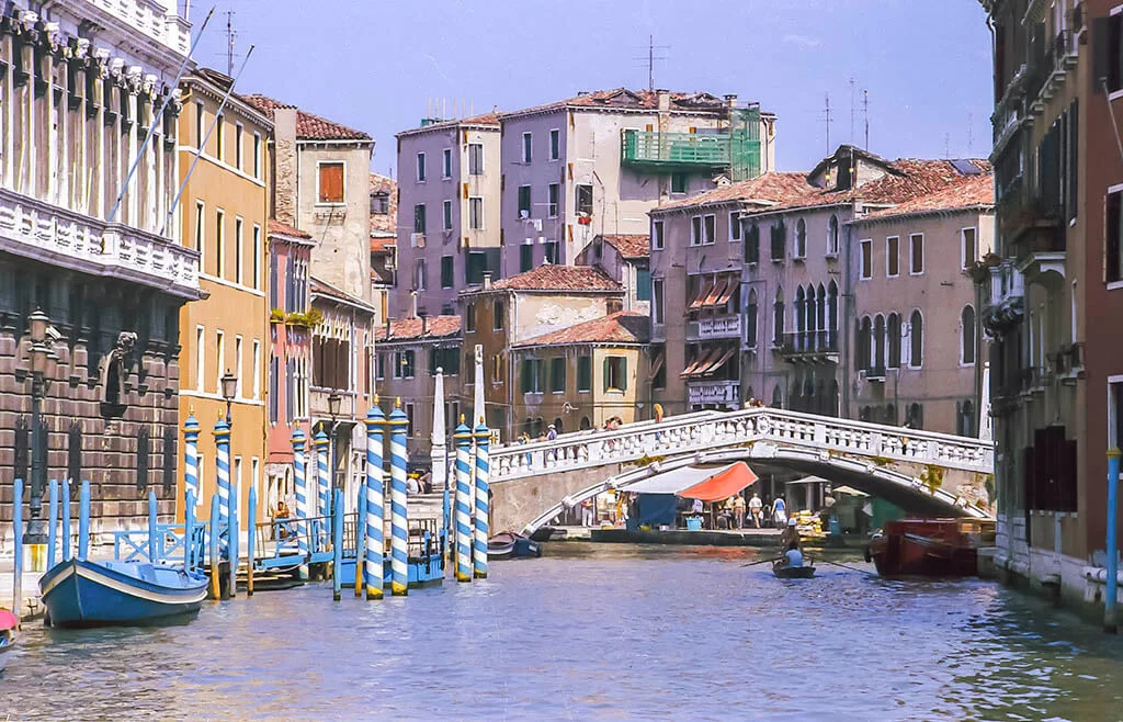 Ponte delle Guglie, Canale di Cannaregio, Venezia Venetië: Cannaregio