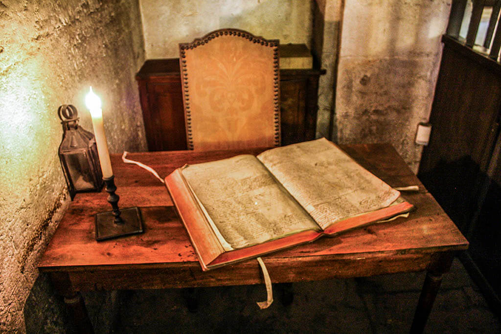 Wie heeft de Conciergerie gebouwd?